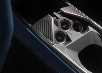 Le sport fastback compact Alpine A390 embarque trois moteurs électriques constituant une transmission intégrale