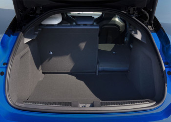 Le sport fastback compact Alpine A390 embarque trois moteurs électriques constituant une transmission intégrale