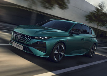 La Peugeot 308 bénéficie d'une nouvelle face avant illuminée