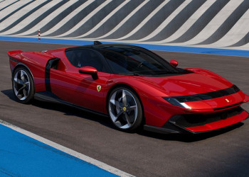 La berlinette hybride rechargeable à moteur V8 biturbo Ferrari 849 Testarossa développe 1050 ch