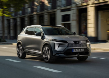 Le SUV compact électrique Mitsubishi Eclipse Cross offre une autonomie de plus de 600 km avec une batterie de 87 kWh