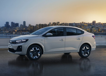 La petite berline à coffre séparé Dacia Logan s'offre une nouvelle calandre