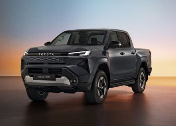 La neuvième génération du pick-up Toyota Hilux Double Cabine passe à l'électrique