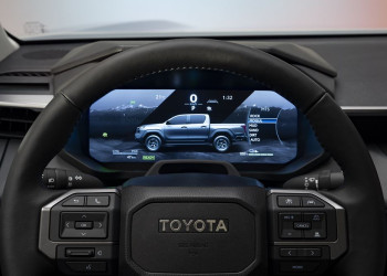 La neuvième génération du pick-up Toyota Hilux Double Cabine passe à l'électrique