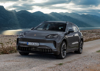 Le grand SUV électrique Porsche Cayenne Electric affiche des performances dignes d'une supercar