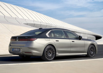 La limousine de luxe BMW Série 7 intègre les technologies de la Neue Klasse