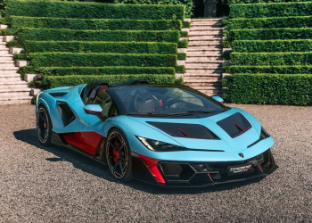 La Lamborghini Fenomeno Roadster embarque un bloc V12 hybride développant 1080 ch