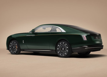 La Rolls-Royce Spectre Série II électrique bénéficie d'une série d'améliorations techniques