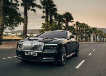 La Rolls-Royce Spectre Série II électrique bénéficie d'une série d'améliorations techniques