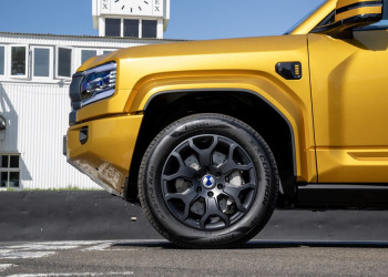 Le SUV Denza Bao 5 hybride rechargeable développe une puissance cumulée de 544 ch
