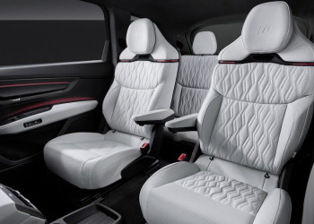 Le grand SUV familial Audi Q9 est le nouveau modèle premium phare du portefeuille Audi