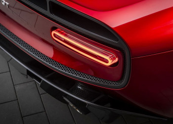 La McL 6GT puise son inspiration dans le projet de supercar inachevé McLaren M6GT