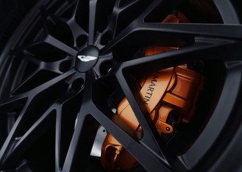 La supercar Aston Martin Valen est propulsée par un moteur V12 biturbo 5.2 litres de 850 ch
