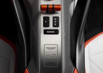 La supercar Aston Martin Valen est propulsée par un moteur V12 biturbo 5.2 litres de 850 ch