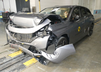 La berline Peugeot 408 obtient quatre étoiles sur cinq possibles aux crash-tests Euro NCAP 2022