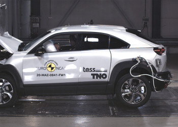 Le SUV hybride rechargeable Mazda MX-30 crédité de cinq étoiles aux crash-tests Euro NCAP