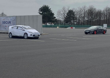 Le V2X fournit des informations supplémentaires telles que les événements routiers dynamiques