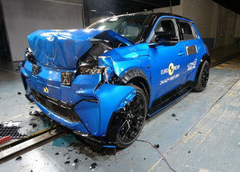 Le SUV urbain hybride Lexus LBX obtient cinq étoiles aux crash-tests Euro NCAP 2024