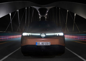 L'éclairage LED Intelli-Lux anti-éblouissement Opel dispose de plus de 50 000 éléments