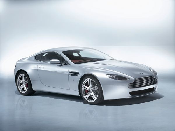ASTON MARTIN Vantage
