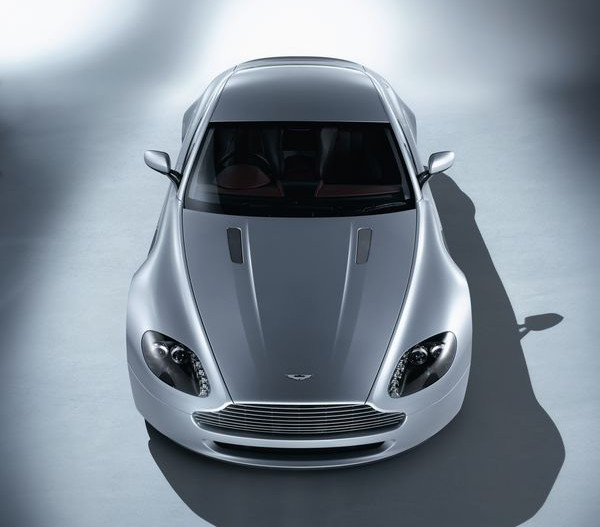 ASTON MARTIN Vantage