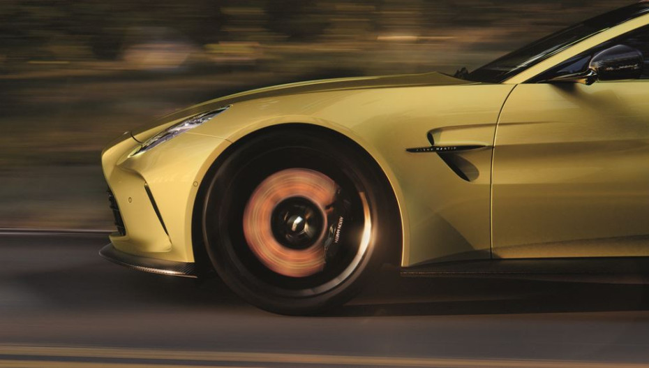 ASTON MARTIN Vantage