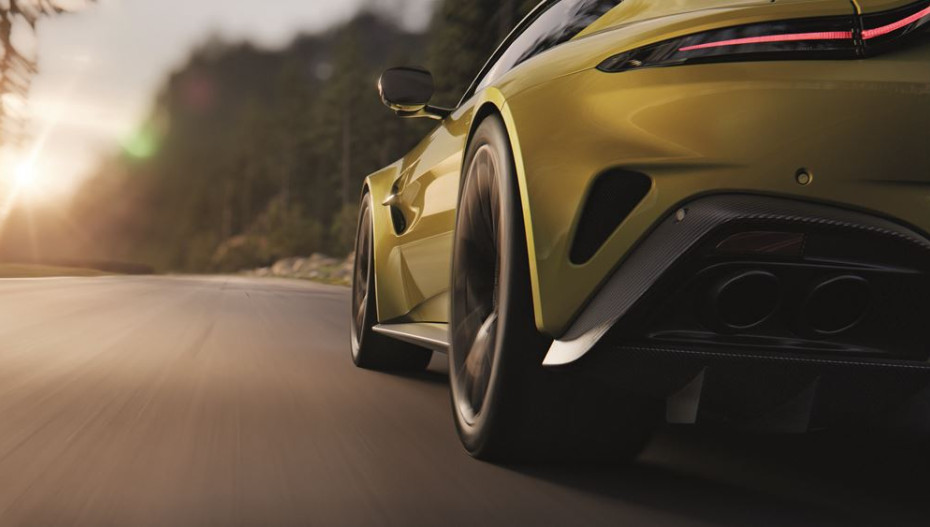 ASTON MARTIN Vantage