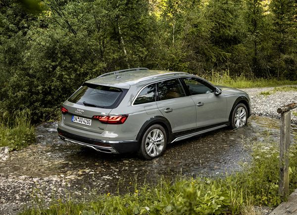 Audi A4A Allroad B9 phase 2 : le break tout-chemin pour les aventuriers du  bitume - Tout Lyon