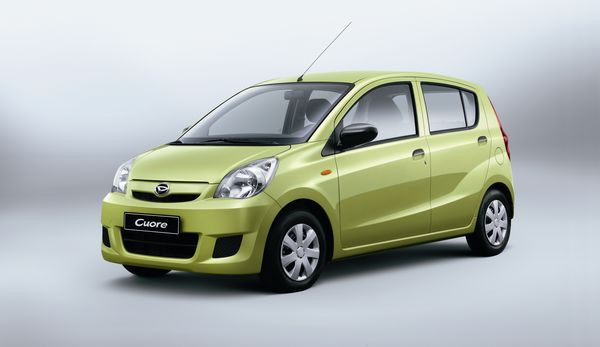 DAIHATSU CUORE, UM KINDER OVO – Autoentusiastas