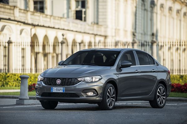 FIAT Tipo 4 portes 1.3 MultiJet 95 Tipo Pop