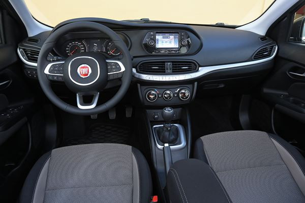 FIAT Tipo 4 portes 1.3 MultiJet 95 Tipo Pop