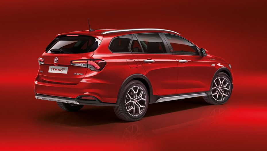 Fiat Tipo Cross: la compacte italienne à la sauce Dacia - Challenges