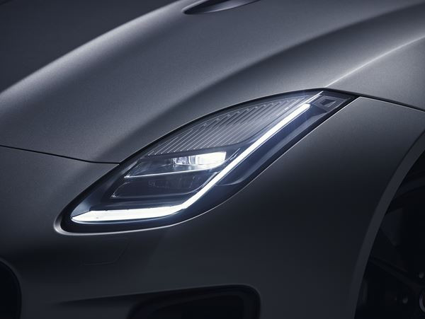 JAGUAR F-Type Coupé 5.0 V8 575 AWD BVA SVR