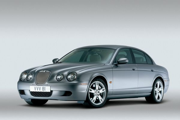 JAGUAR S-Type 4.2 V8 Executive
