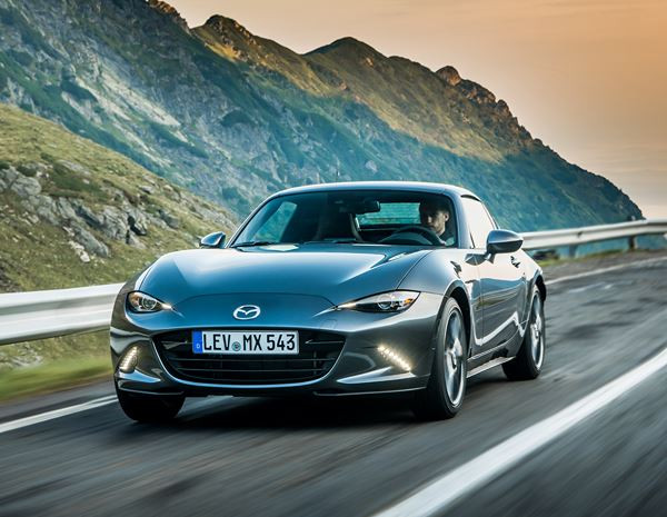 Location longue durée 49 mois et 40 000 km Mazda MX-5 RF Prime-Line 1.5L Skyactiv-G 132 avec un 1er loyer de 4 000 € puis 48 loyers de 368,89 € par mois, entretien inclus