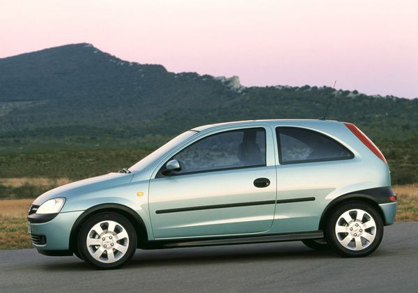 OPEL Corsa 3 portes