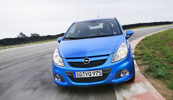 OPEL Corsa 3 portes