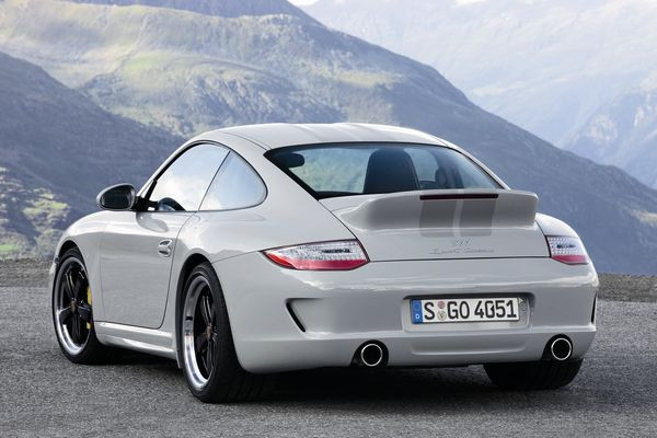 PORSCHE 911 Sport Classic