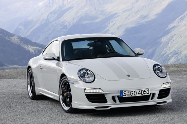 PORSCHE 911 Sport Classic