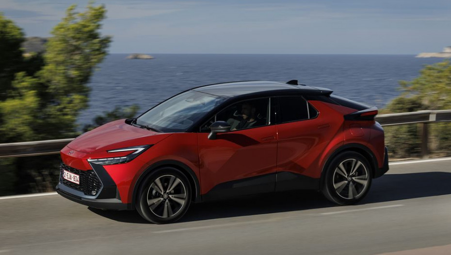 TOYOTA C-HR