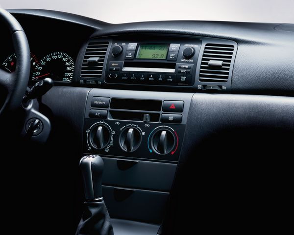 TOYOTA Corolla 5 portes 90 D-4D 90 cv Linea Techno