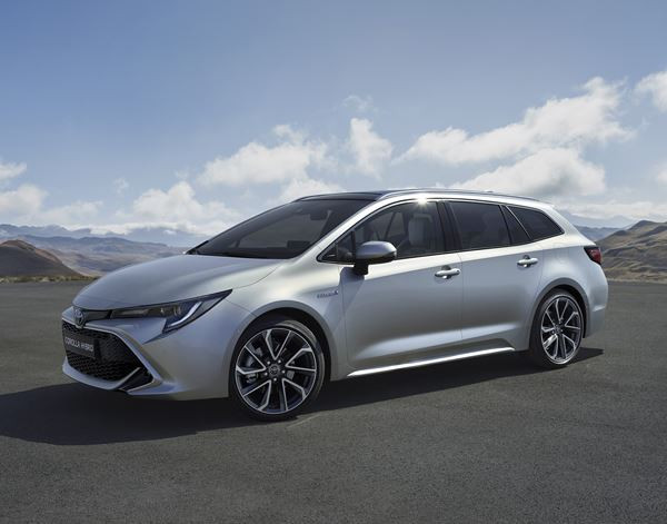TOYOTA Corolla Touring Sports Hybride