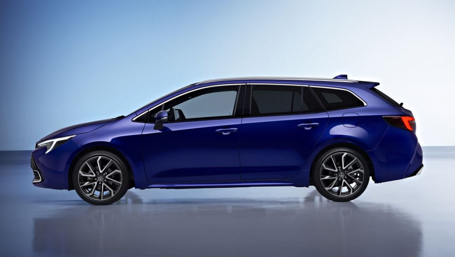 TOYOTA Corolla Touring Sports Hybride