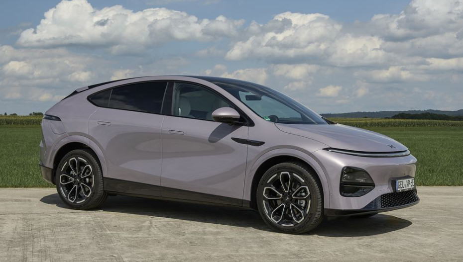 Location Longue Durée 48 mois et 40 000 km XPeng G6 Autonomie Étendue avec un 1er loyer majoré de 3 000 € suivi de 47 loyers mensuels à 475 €