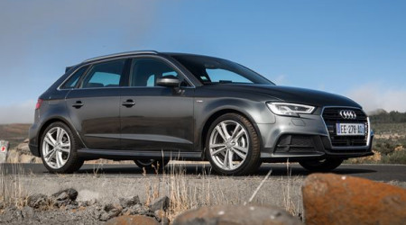 AUDI A3 Sportback 40 TFSI 190 Sport Limited S tronic 7