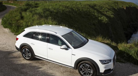 AUDI A4 Allroad 2.0 TFSI 252 quattro ultra S tronic 7 Design Luxe