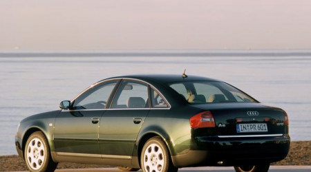 AUDI A6 2.0 130 Référence