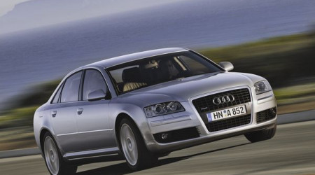 AUDI A8 2.8 210 FSIe Quattro Multitronic