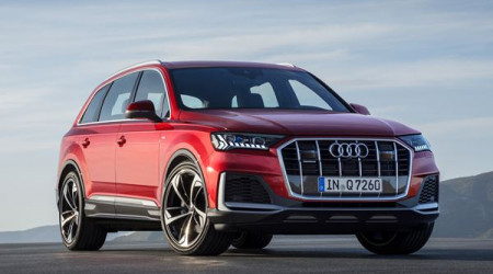 AUDI Q7 5 places