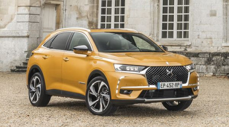 DS DS 7 Crossback 1.6 PureTech 180 EAT8 Performance Line